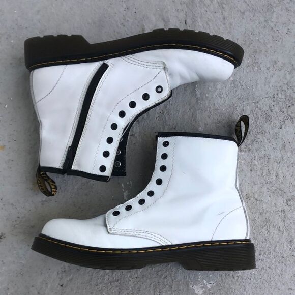 Dr Martens leather boots - Picture 1 of 7